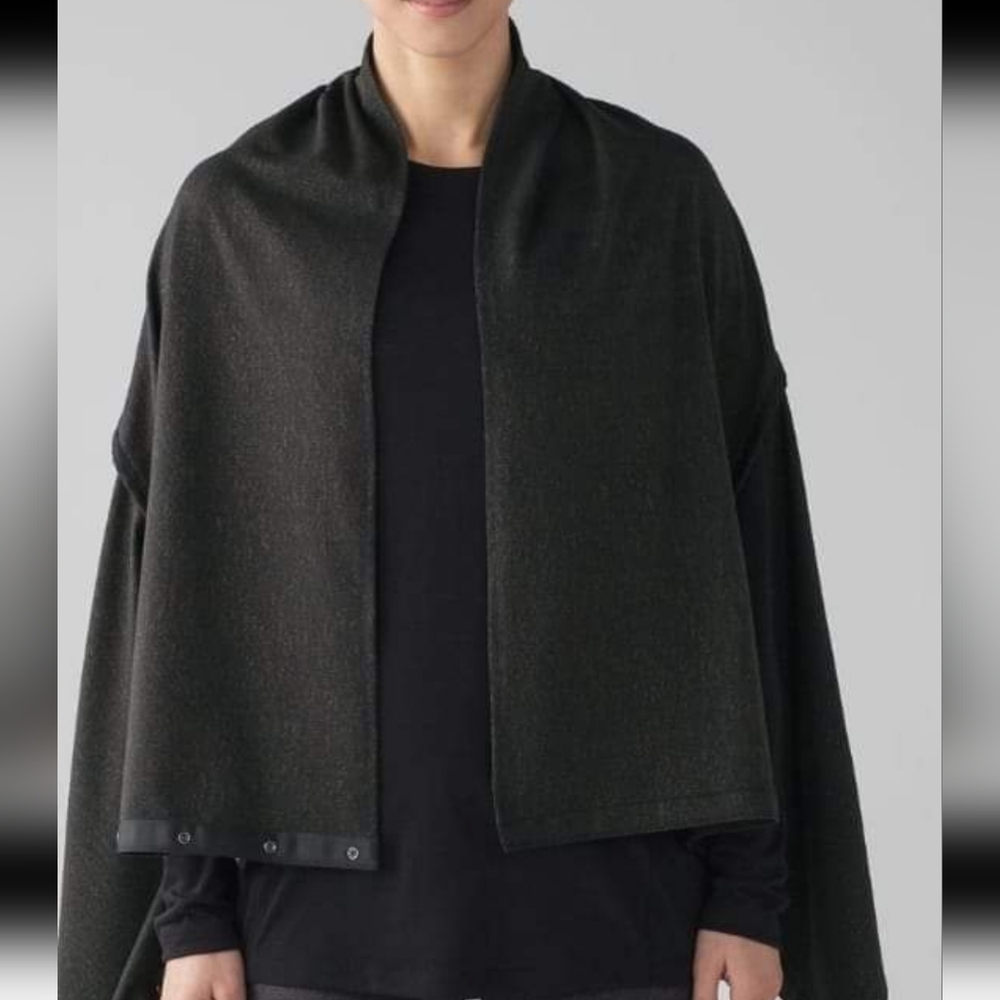 Lululemon Olive Vinyasa Wrap